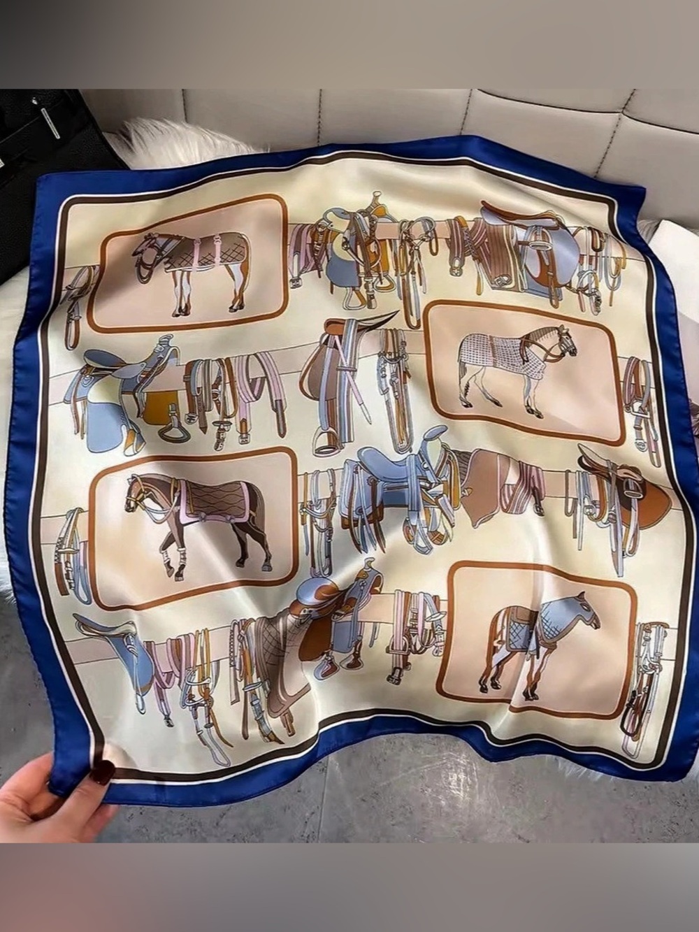 New Scarf in Blue & Cream Like New
